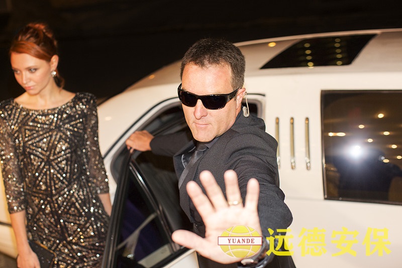 在上海保安工作外包需要找什么类型的公司负责？