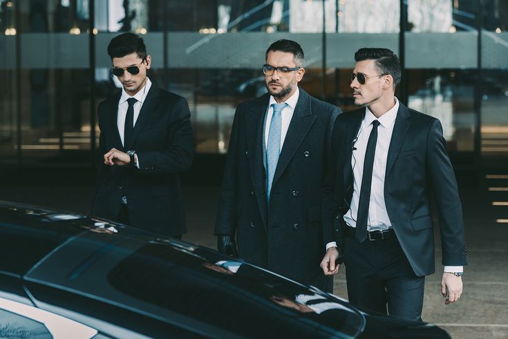 上海一连锁餐饮发生“客闹事件”，合作远德专业保安